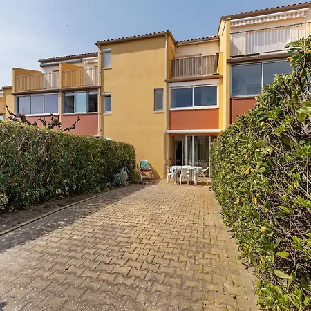Apartamento 1 Bedroom And Alcove Apartment For 4 *